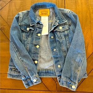 Levi’s kids Jean jacket size 6